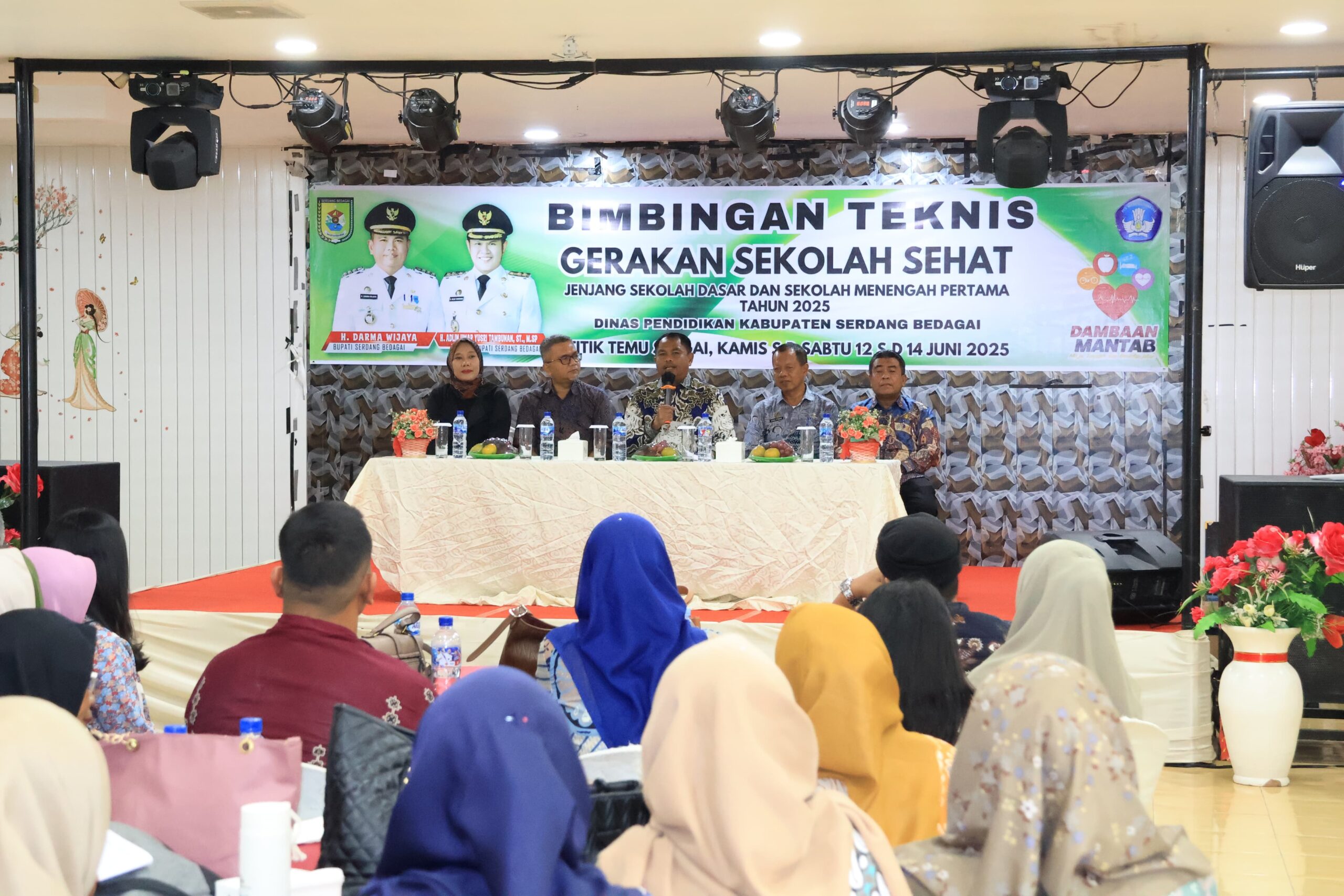 Bupati Sergai Ajak Guru Miliki Sekolah, Kebersihan Kunci Kenyamanan Belajar