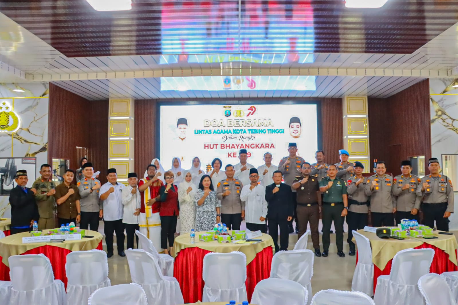 Momentum HUT Bhayangkara ke 79, Polres Tebing Tinggi Gelar Doa Bersama Lintas Agama