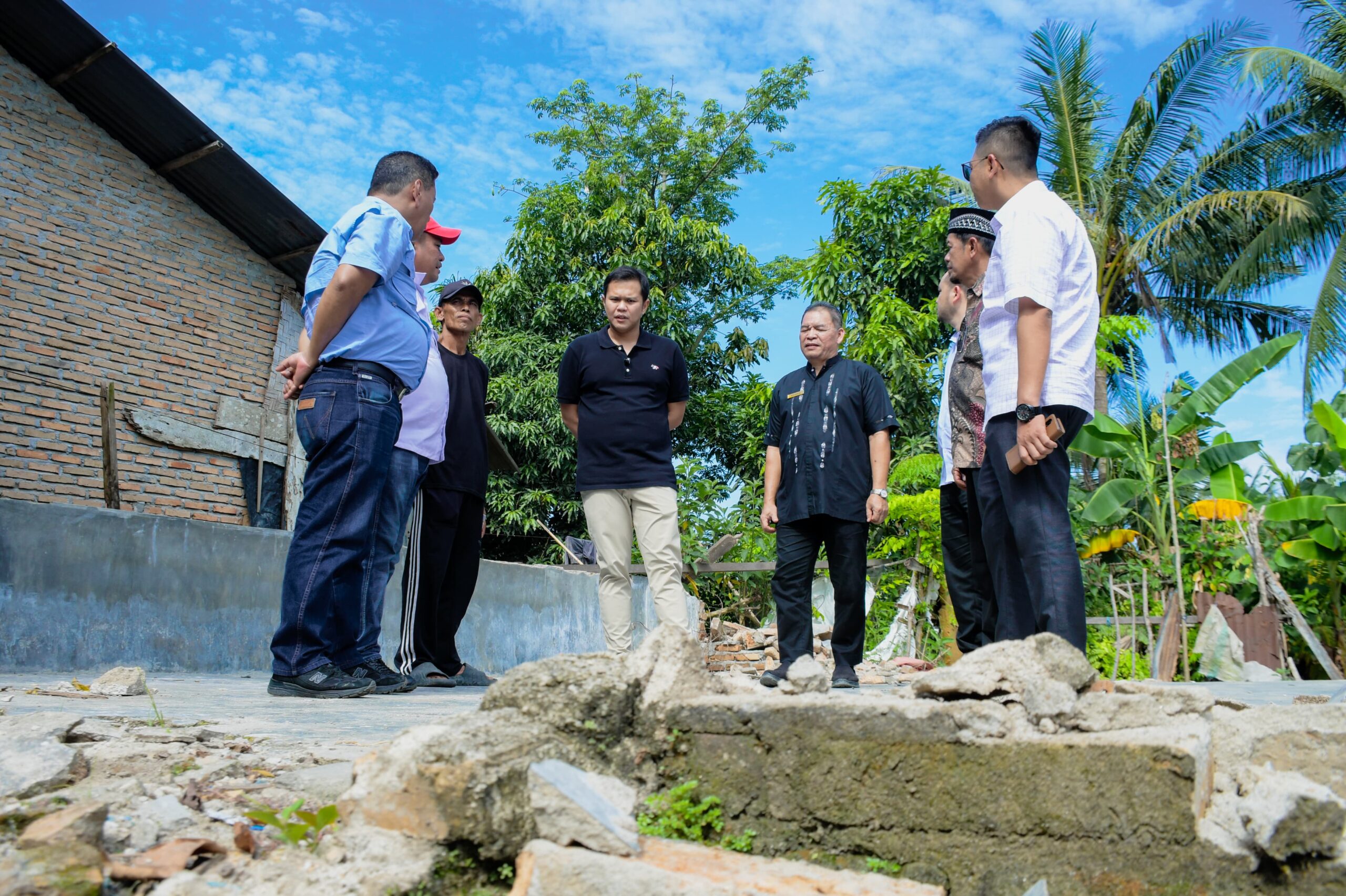 Adlin Tambunan Tinjau Korban Angin Puting Beliung, Salurkan Bantuan Kemensos RI