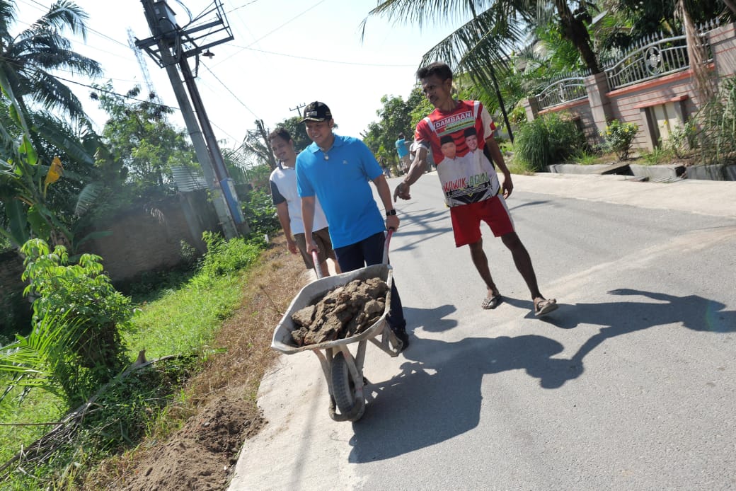 Wabup Adlin Ajak Warga Percepat Pembangunan Lewat Gotong Royong