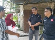 Ketua Forwakum Sergai Tinjau Langsung Rumah Roboh, Salurkan Bantuan untuk Korban Puting Beliung