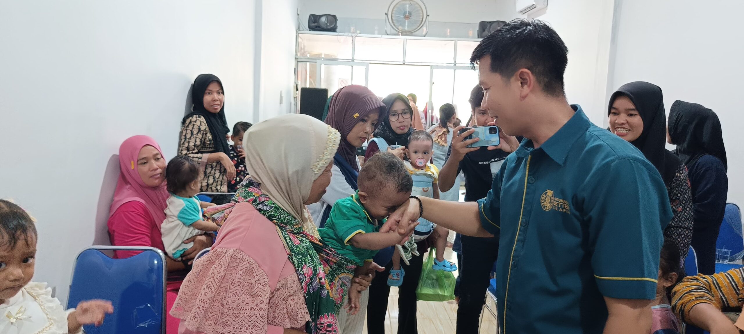 Program Genting CSR Regal Springs Salurkan Ikan Tilapia Cegah Stunting di Sergai
