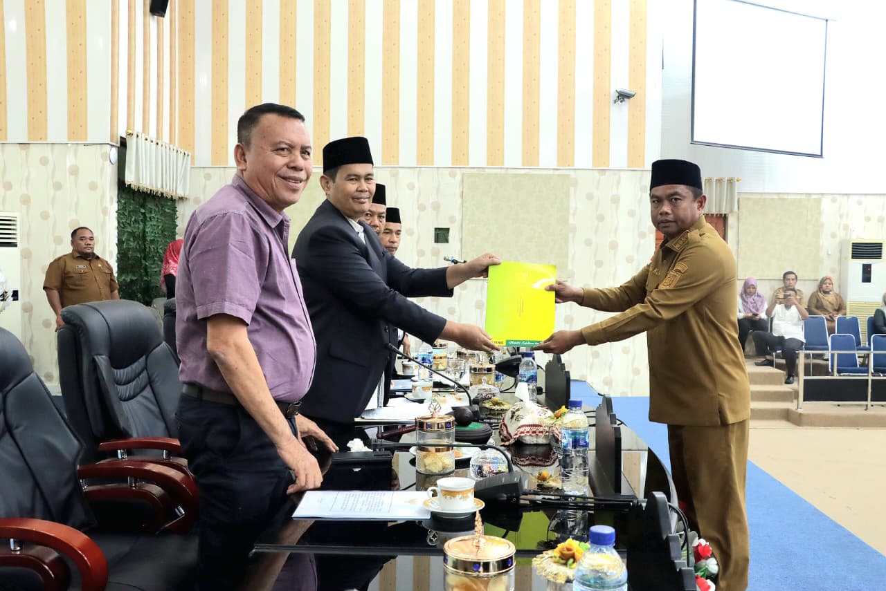 Bupati Sergai Menjawab Pandangan 3 Fraksi DPRD Sergai Terkait Ranperda Perubahan APBD 2025