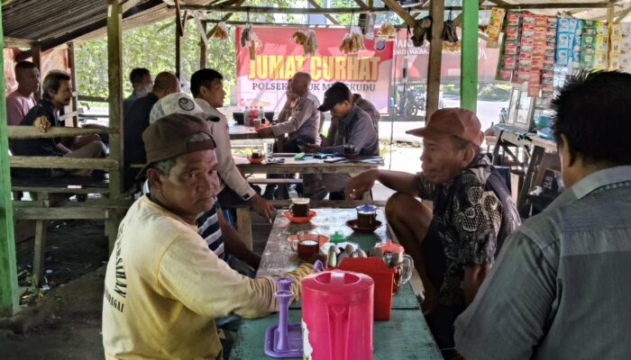 Polsek Teluk Mengkudu Gelar Jumat Curhat, Warga Sampaikan Aspirasi hukum hingga Harga Gabah