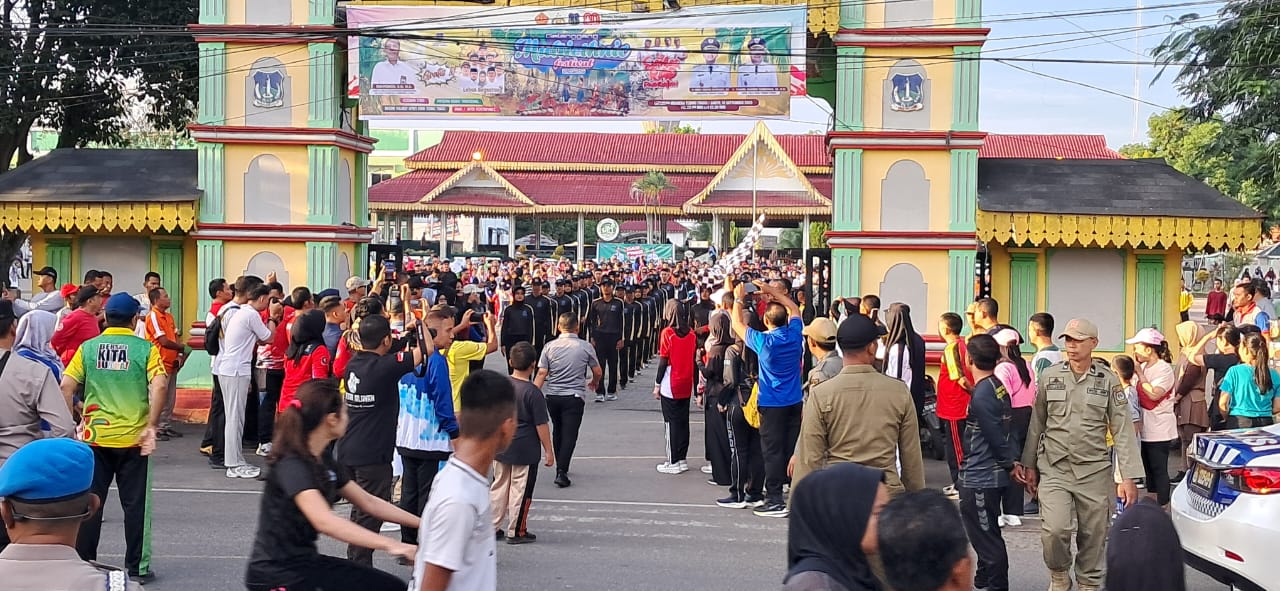 Polres Tebing Tinggi Pengamanan Car Free Day Jalan Sehat Bersama Walikota dan Masyarakat