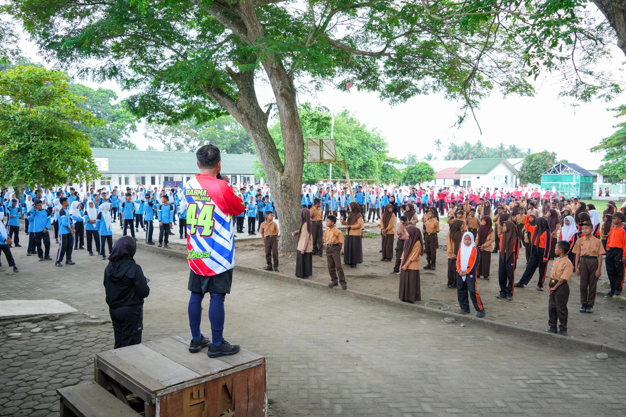 Tinggalkan Pesan Untuk Siswa dan Tenaga Pendidik, Bupati Sergai Tinjau Sekolah Dengan Bersepeda