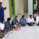 Duduk di Lantai Bersama Nelayan, Ketua DPRD Sergai Tegaskan Perlawanan terhadap Pukat Trawl.