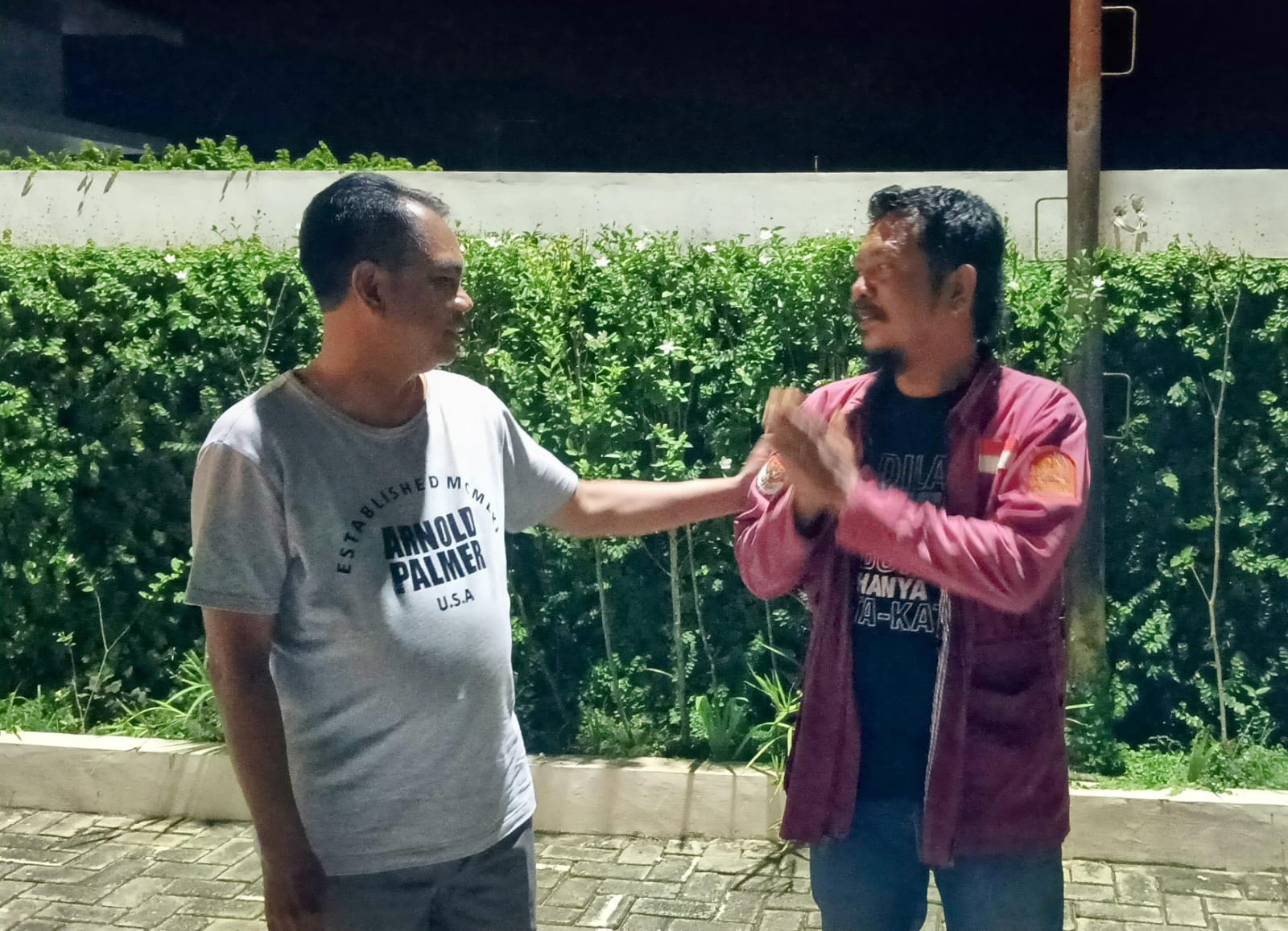 Tersangka Penghina Bupati Sergai Datangi Wiwik, Tangis dan Maaf Akhiri Kisah Panjang di Dunia Maya