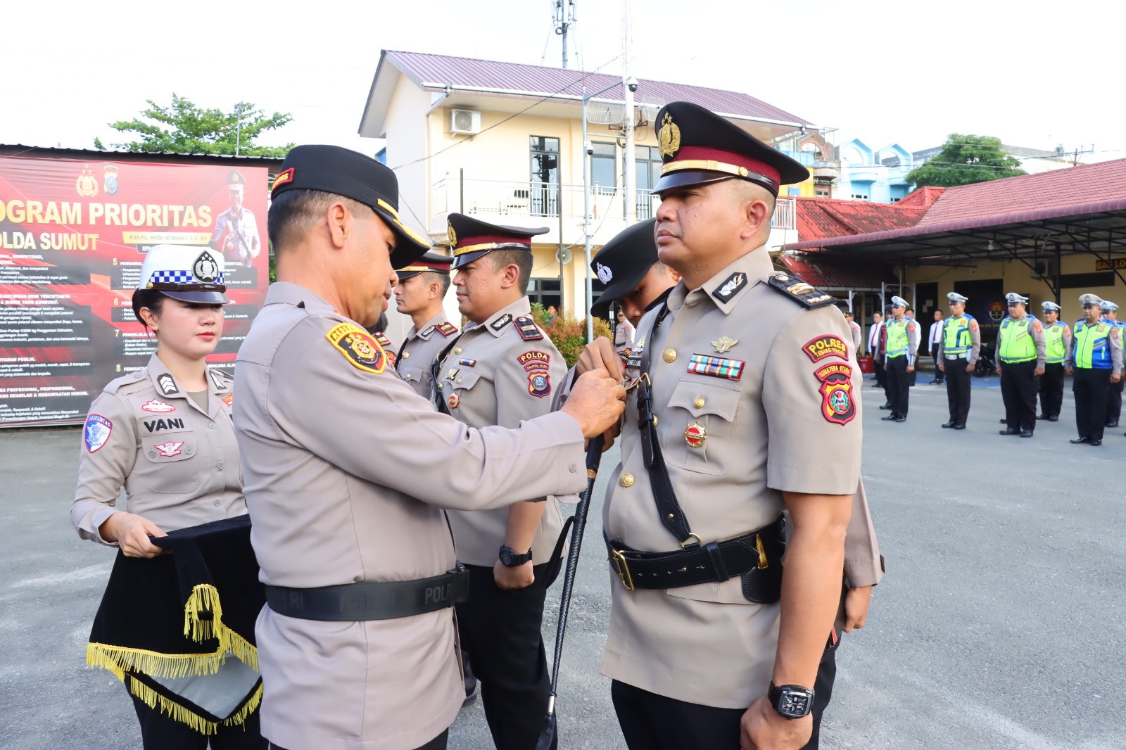 Mutasi Jabatan, Kapolres Tebing Tinggi Gelar Upacara Pelantikan Kasiwas dan Kapolsek Jajaran