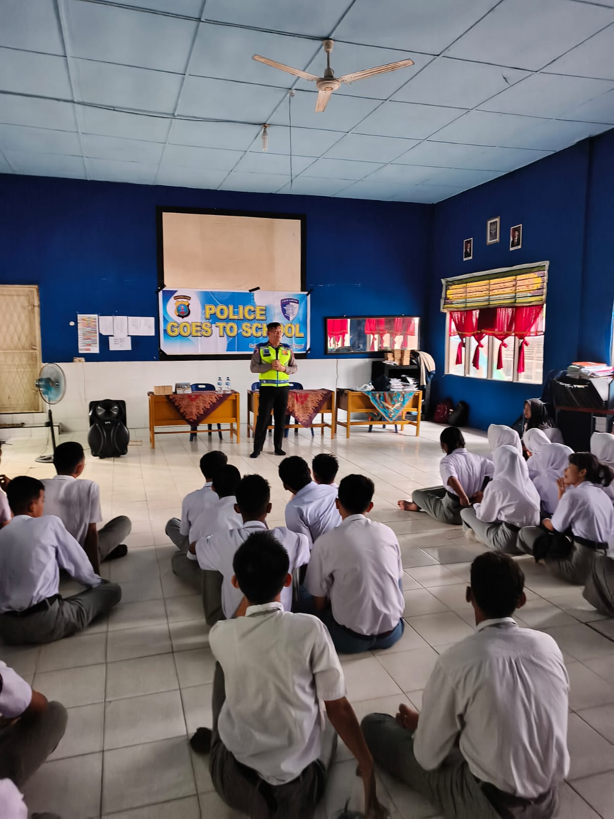 Ajak Pelajar Tertib Berlalulintas, Polres Tebing Tinggi Sampaikan Melalui Police Goes To School