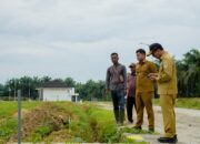 Tinjau Progres Pembangunan Alun-Alun, Wabup Serdang Bedagai Ajak Masyarakat Rawat Fasilitas Umum Tinjau Progres Pembangunan Alun-Alun, Wabup Serdang Bedagai Ajak Masyarakat Rawat Fasilitas Umum