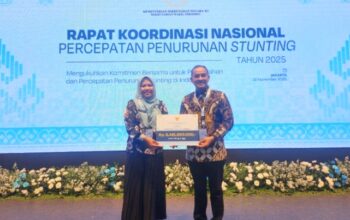 Walikota Tebing Tinggi Terima Penghargaan Intensif Fiskal Kemenkeu RI Atas Capaian Penuruan Angka Stunting