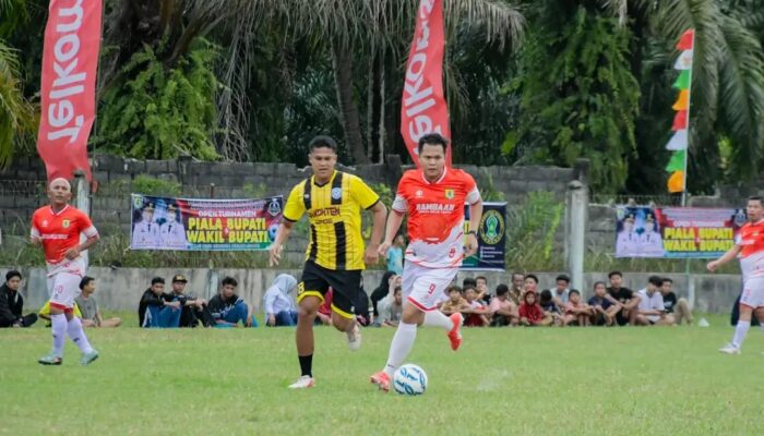 Ribuan Warga Padati Pembukaan Turnamen Sepakbola Piala Bupati dan Wabup Sergai