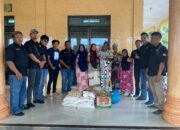 Forwakum Sergai Salurkan Bantuan ke Pengungsi Banjir, Lansia Menangis Haru di Posko Masjid H. Muhammad Iyen Atim. Forwakum Sergai Salurkan Bantuan ke Pengungsi Banjir, Lansia Menangis Haru di Posko Masjid H. Muhammad Iyen Atim.