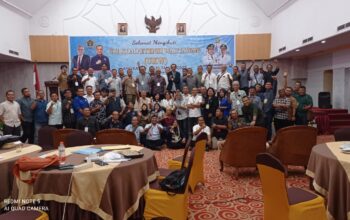 46 Wartawan Dinyatakan Kompeten dalam UKW PWI Sumut Angkatan 75-76. 46 Wartawan Dinyatakan Kompeten dalam UKW PWI Sumut Angkatan 75-76.
