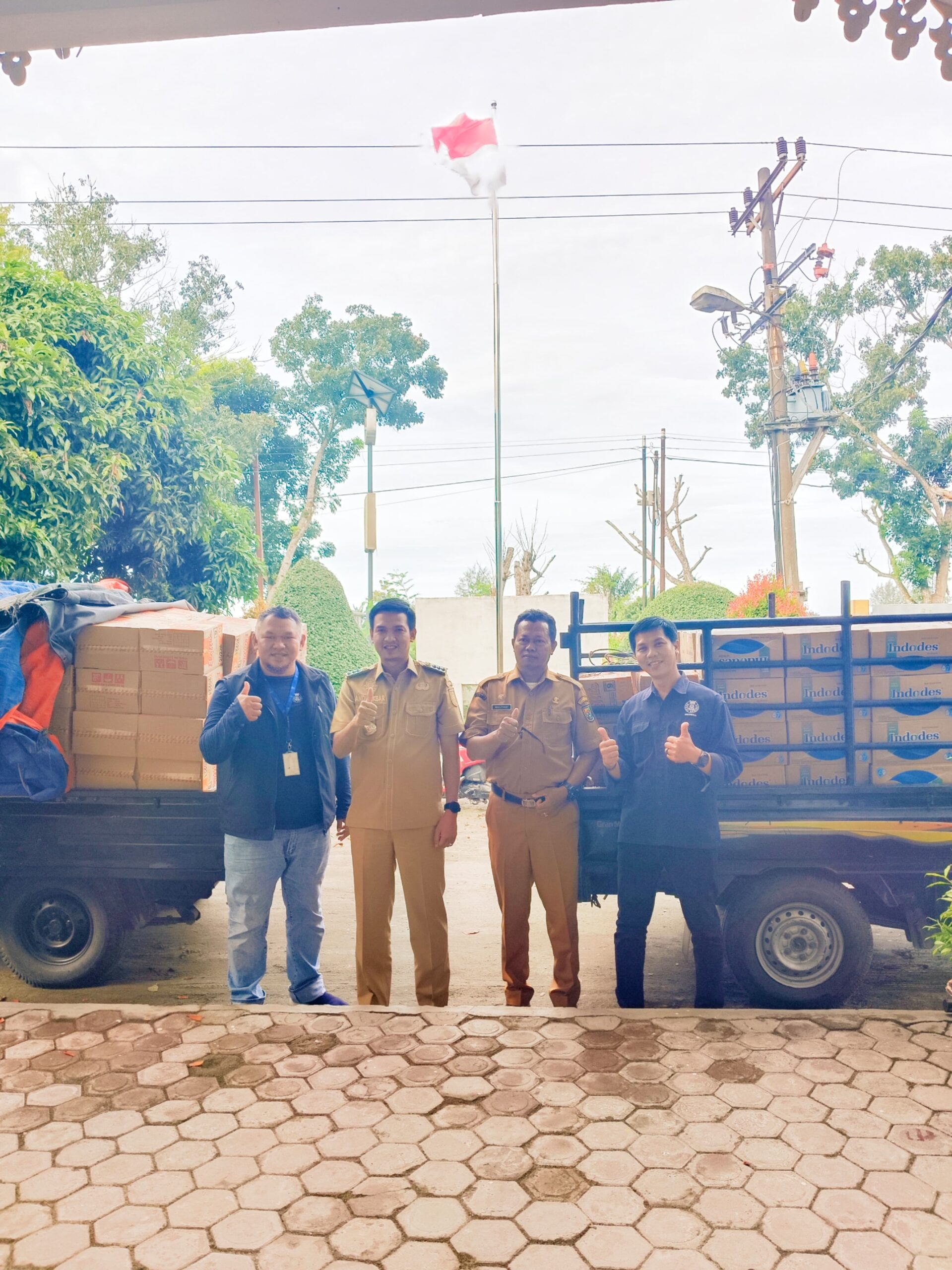 Regal Springs Indonesia Salurkan Bantuan Kemanusiaan Pasca Banjir di Sumatera Utara.