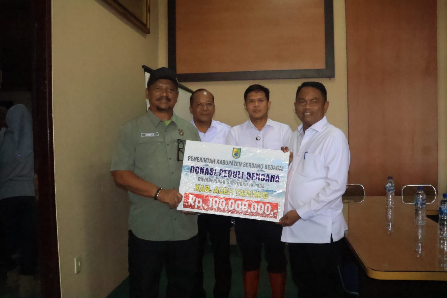 Bupati dan Wabup Sergai Antar Langsung Bantuan Kemanusiaan ke Aceh Tamiang.