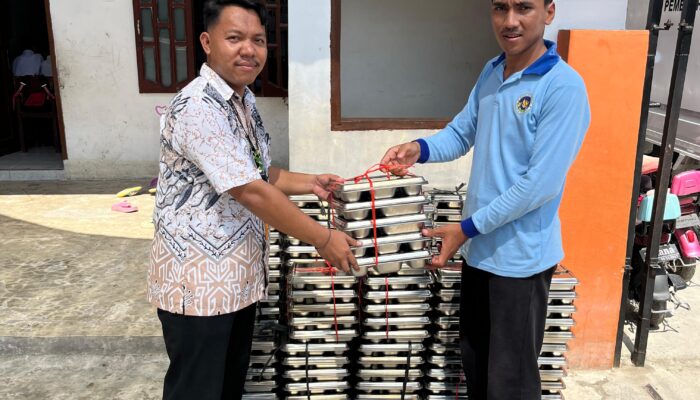 SPPG di Sergai Perluas Layanan MBG, Guru Mulai Terima Manfaat. SPPG di Sergai Perluas Layanan MBG, Guru Mulai Terima Manfaat.