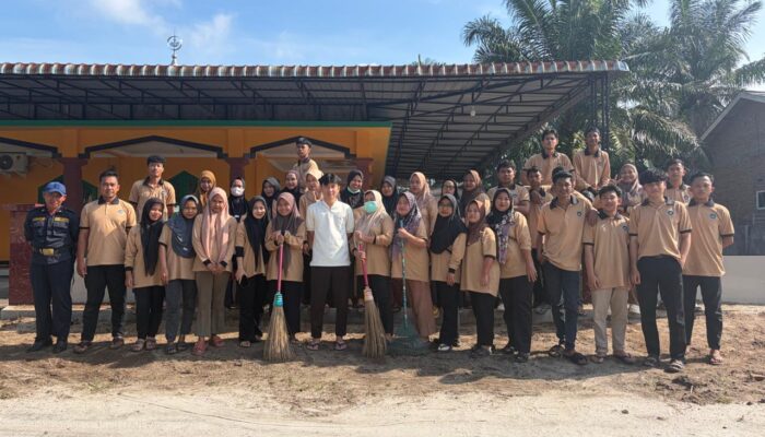 SPPG Desa Nagur Gelar Korve Kebersihan, Program Dukung Indonesia ASRI.